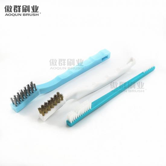 Medical Surgical Autoclavable Instrument Cleaning Brush 