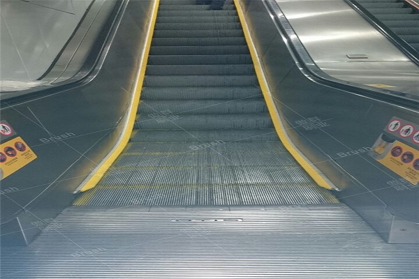 Brush in The Escalator, AOQUN Solves Your Urgent Need