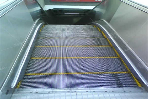 AOQUN Flame-retardant Brush Escalator Is Your Choice